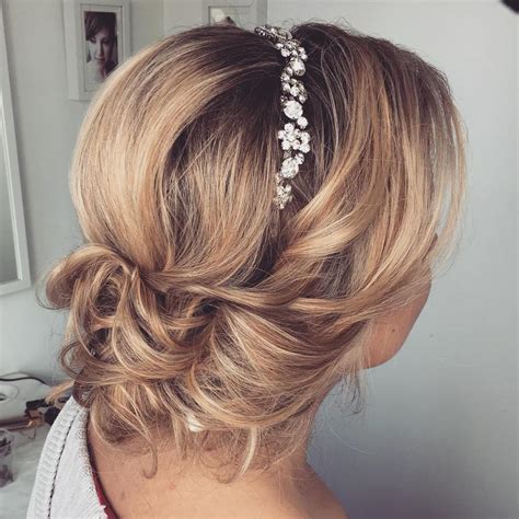 bridesmaid updos medium length hair|medium length bridesmaid hairstyles.